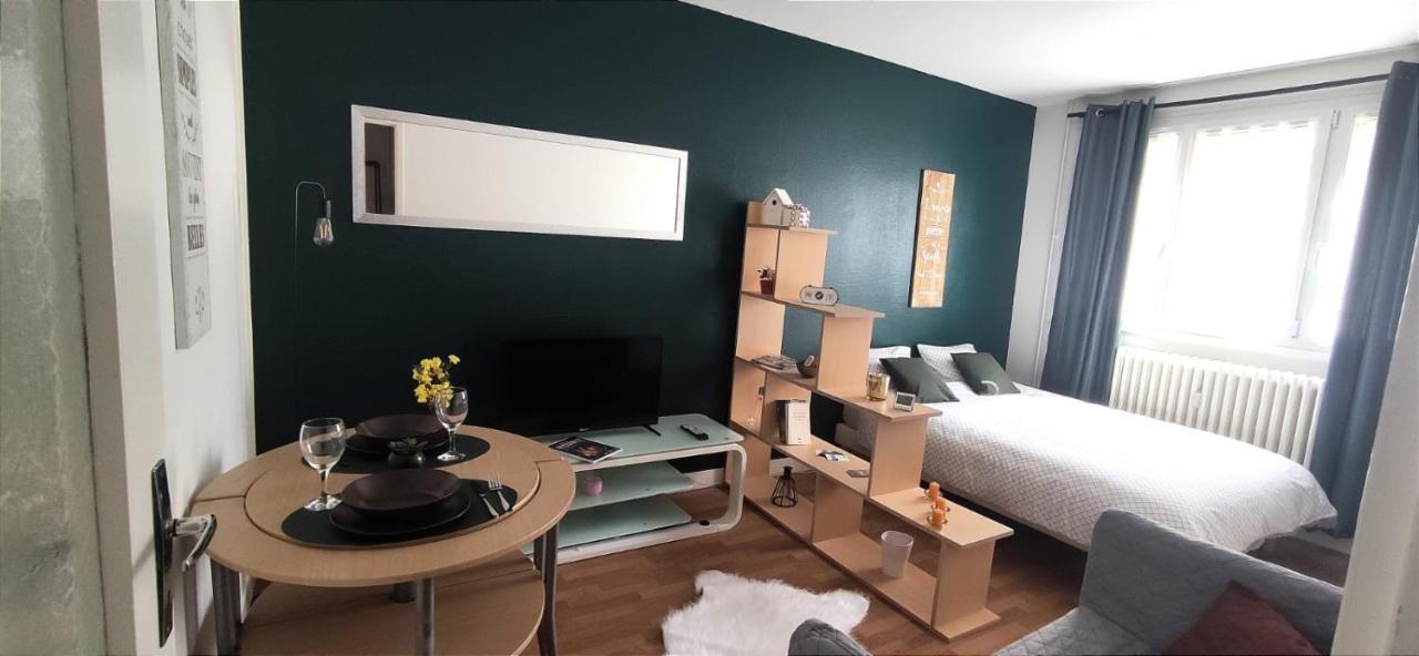 Ferienwohnung La Cachette De Chartres Exterior foto